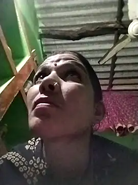 Snapshot of Monika_cut chatting on October 31, 7:56 am Monika cut online show from October 31, 7:56 am