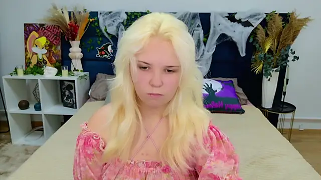 EmillyRogers online show from October 30, 5:10 am