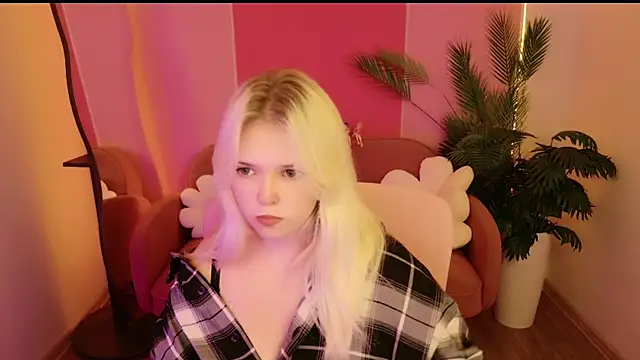 EmillyRogers online show from October 1, 10:20 am