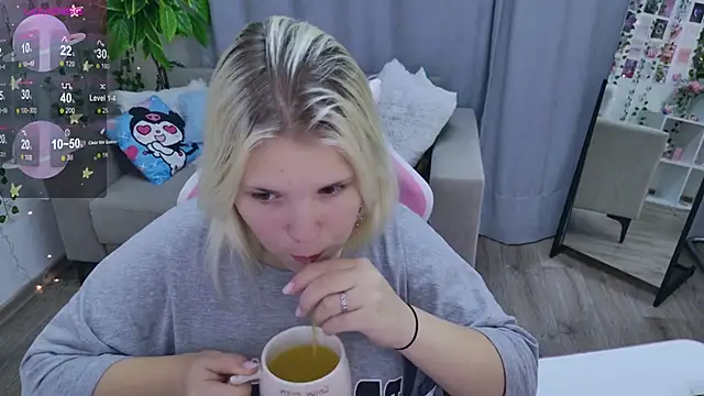 EmillyRogers online show from September 14, 5:16 am