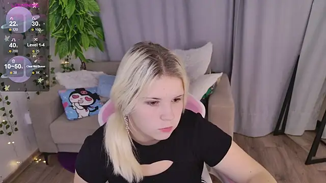EmillyRogers online show from September 13, 5:04 am