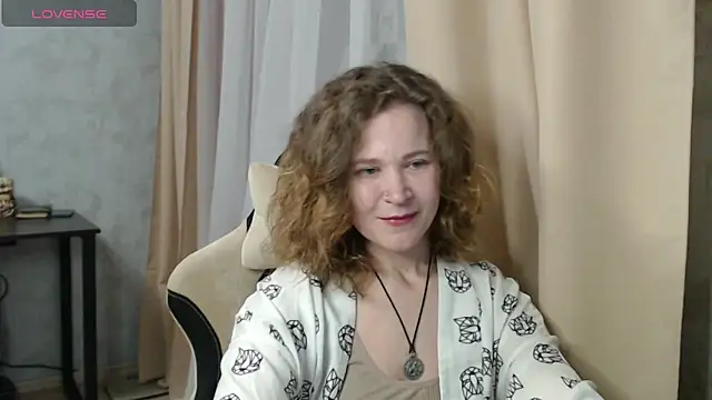 harpermoss online show from October 9, 7:18 pm