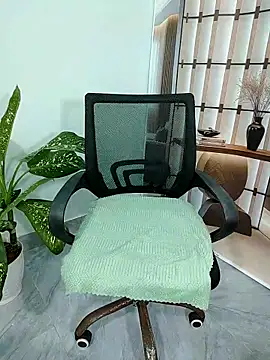 Snapshot of LadyMaiMai chatting on September 14, 10:24 am LadyMaiMai online show from September 14, 10:24 am