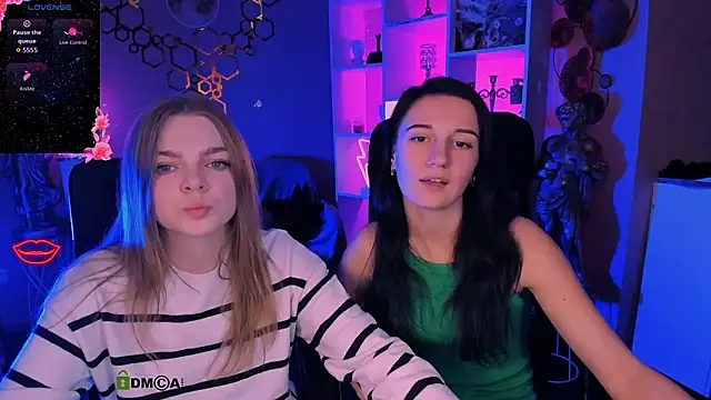 lia sunset online show from October 13, 7:27 pm