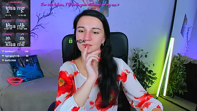 lia sunset online show from October 8, 2:43 pm