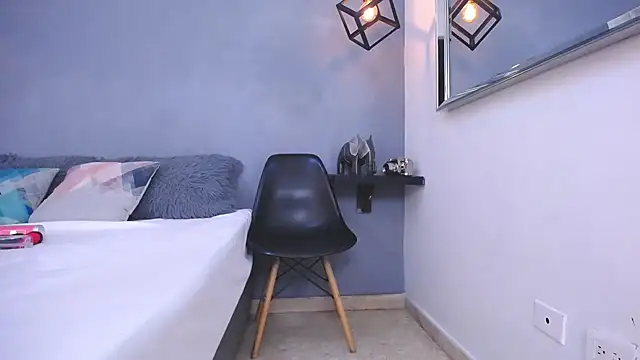 Snapshot of Luciana_Graay chatting on October 21, 1:15 pm Luciana Graay online show from October 21, 1:15 pm