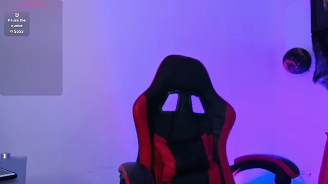 PeytonBox online show from October 31, 12:42 pm