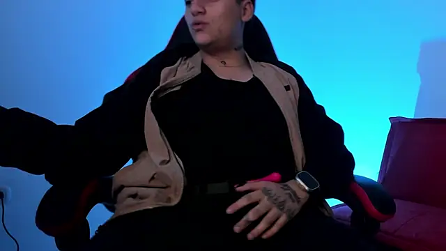 PeytonBox online show from October 1, 11:59 am