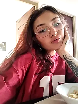 Emily Caprile online show from October 31, 9:08 pm