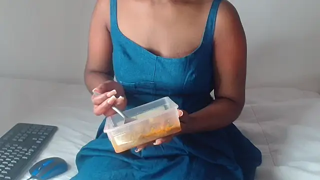 AshleyT255 online show from October 19, 8:44 pm