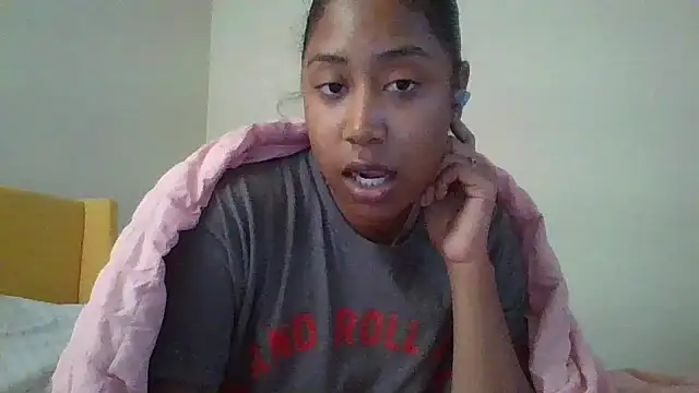 Snapshot of jottijade chatting on October 29, 2:16 am jottijade online show from October 29, 2:16 am