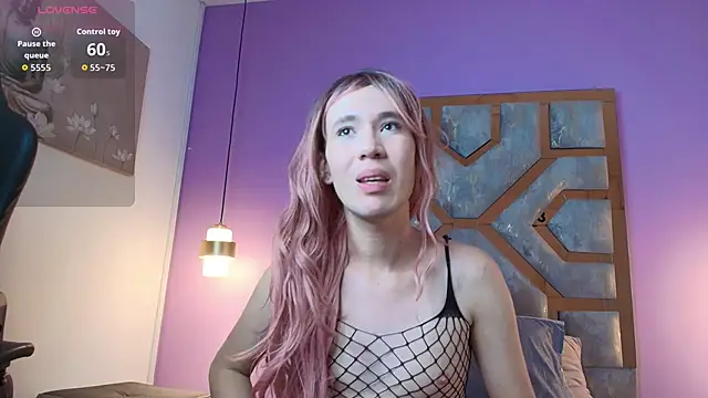 Snapshot of Electra_Gosselin chatting on October 27, 8:14 pm Electra Gosselin online show from October 27, 8:14 pm