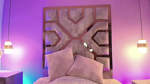 Snapshot of Electra_Gosselin chatting on October 2, 12:43 pm Electra Gosselin online show from October 2, 12:43 pm