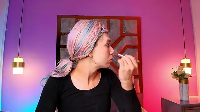 Snapshot of Electra_Gosselin chatting on October 18, 12:52 pm Electra Gosselin online show from October 18, 12:52 pm