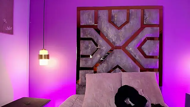 Snapshot of Electra_Gosselin chatting on October 17, 12:41 pm Electra Gosselin online show from October 17, 12:41 pm