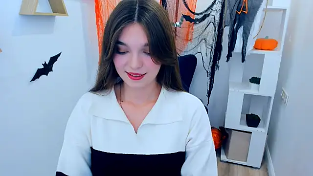 DivineAmour online show from November 4, 12:32 pm