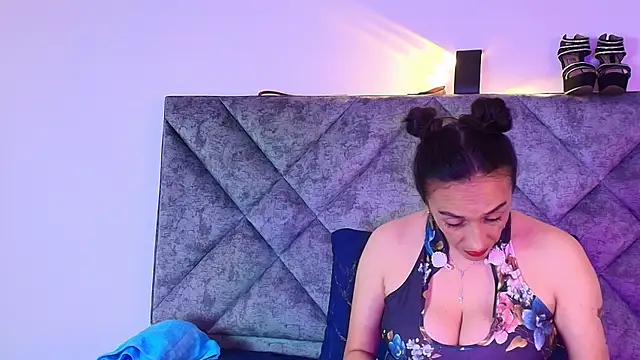 Shantey Laurent online show from October 16, 3:25 pm