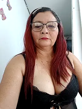 Snapshot of marfil_milf chatting on October 5, 3:28 pm marfil milf online show from October 5, 3:28 pm