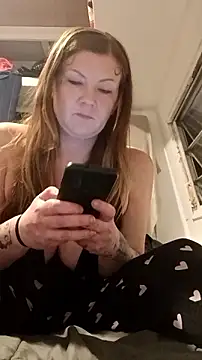 nakedgarbageperson online show from March 4, 1:50 pm