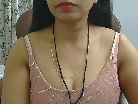 MISS SOMIYA online show from April 10, 4:35 pm