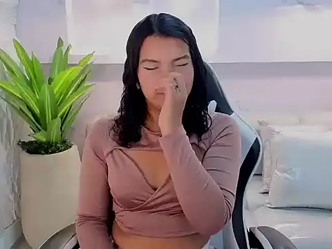 Snapshot of antonela_tp chatting on October 2, 1:27 pm antonela tp online show from October 2, 1:27 pm