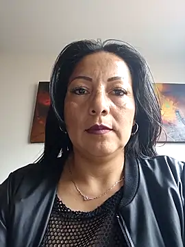 Snapshot of Misshot_01 chatting on October 13, 6:54 pm Misshot 01 online show from October 13, 6:54 pm