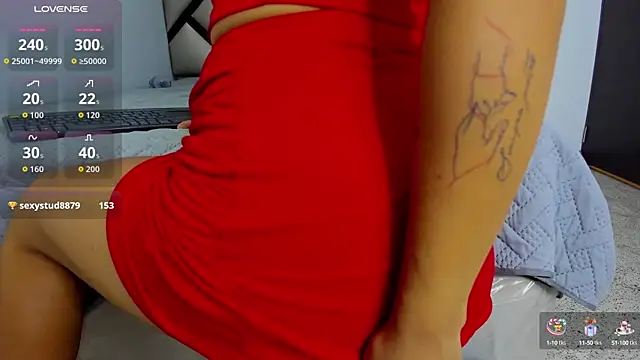 Snapshot of Alana_leno chatting on September 25, 8:39 pm Alana leno online show from September 25, 8:39 pm