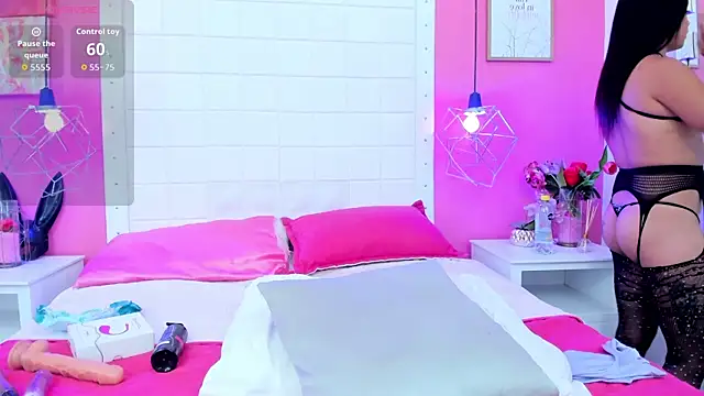 Snapshot of TransDoll09 chatting on September 13, 7:55 pm TransDoll09 online show from September 13, 7:55 pm