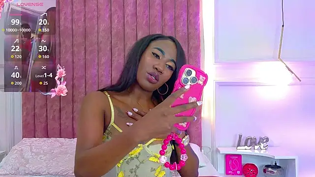 Snapshot of Rossie-Cameron chatting on September 24, 1:10 pm Rossie-Cameron online show from September 24, 1:10 pm