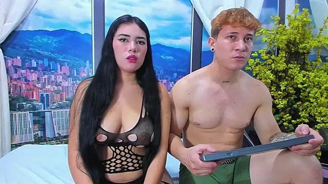 Snapshot of Sarahwalkerr chatting on October 13, 1:47 pm Sarahwalkerr online show from October 13, 1:47 pm