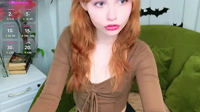 Snapshot of AlisHanson chatting on October 24, 3:19 pm AlisHanson online show from October 24, 3:19 pm