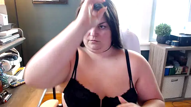 PlayWithBrittany online show from September 30, 10:25 pm