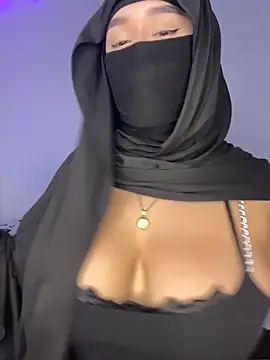 rhizanthella  online show from October 18, 7:04 pm