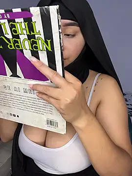 rhizanthella  online show from January 9, 8:13 pm