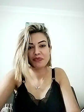 cansudemir06 online show from September 9, 3:28 am