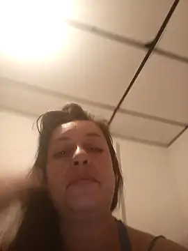 Brenda London online show from September 19, 3:27 am