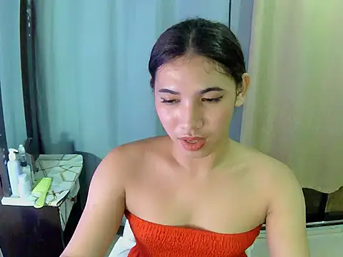 Chen Lavin online show from November 1, 7:29 pm