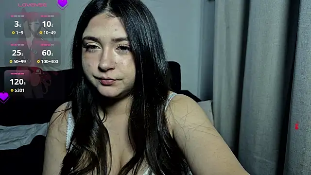 Snapshot of valentinauwu chatting on October 3, 5:45 am valentinauwu online show from October 3, 5:45 am