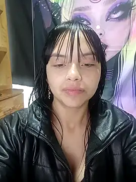 scarlet-hot  online show from September 16, 11:40 am
