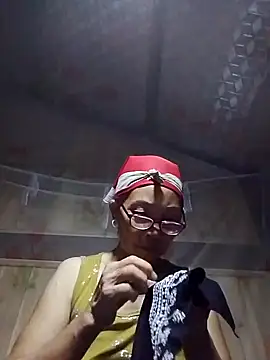 -Xuka-200 online show from October 7, 1:37 pm