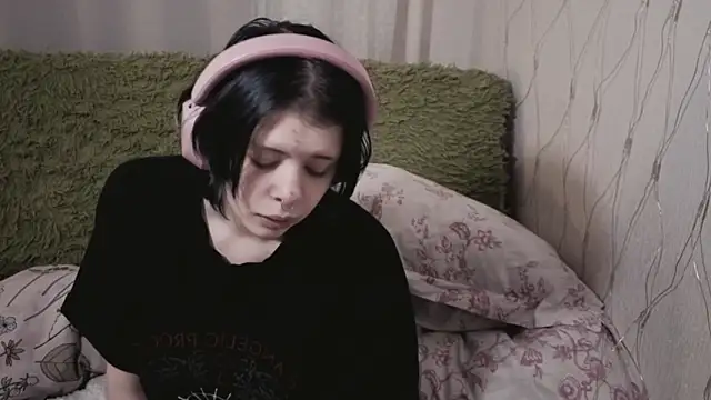 Alice Zev online show from May 1, 2:04 am