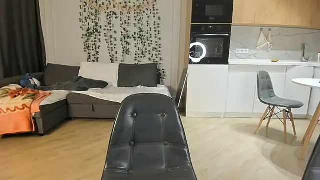 Snapshot of heexhia chatting on October 1, 5:34 am heexhia online show from October 1, 5:34 am