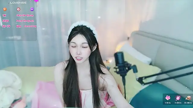 lingbao520 online show from September 12, 11:34 pm