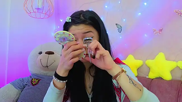 april bennett online show from February 12, 12:51 pm