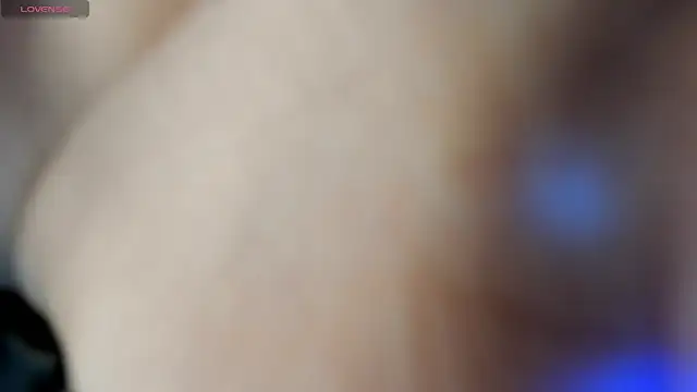 yanyaan online show from February 1, 9:24 pm