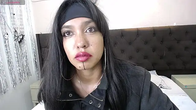 Dalila Azhar online show from September 16, 1:52 pm