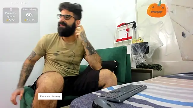 Snapshot of Harald_Smed chatting on October 28, 12:55 pm Harald Smed online show from October 28, 12:55 pm