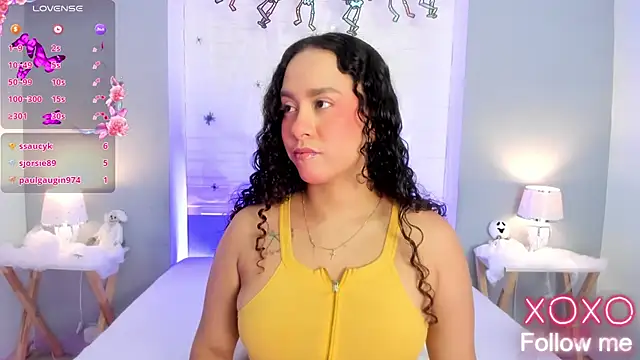 Snapshot of EverlyMooree chatting on October 26, 4:19 am EverlyMooree online show from October 26, 4:19 am