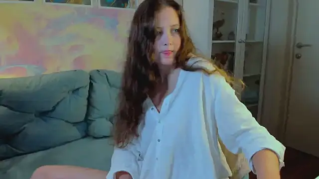 Angel Lilly online show from September 22, 1:31 pm