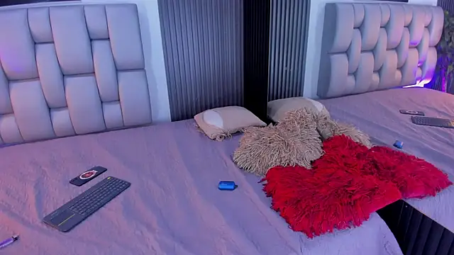 Gia-Malkova online show from October 23, 10:05 pm